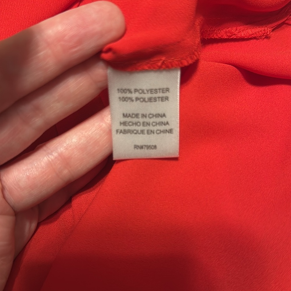 VIOLET + CLAIRE Red Sleeveless V-Neck Women's Top med - Picture 7 of 8